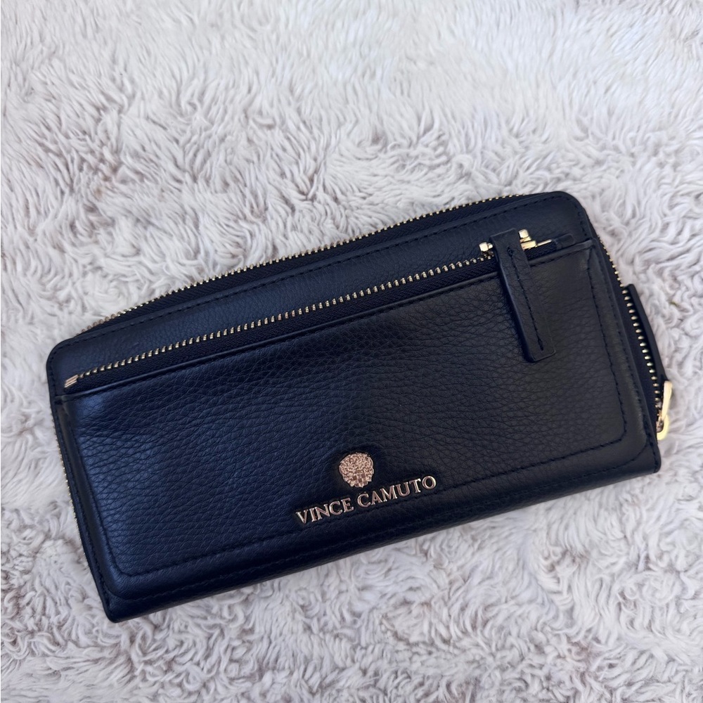 Vince Camuto Black Leather Wallet
